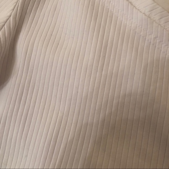 One-shoulder Tie Cropped Top - Picture 4 of 4